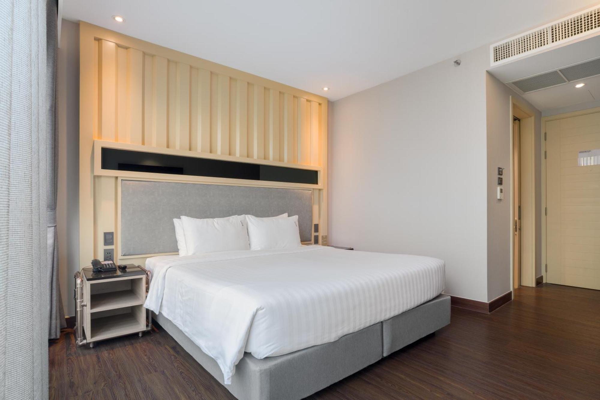 Отель T2 The Portal Sukhumvit Бангкок Экстерьер фото